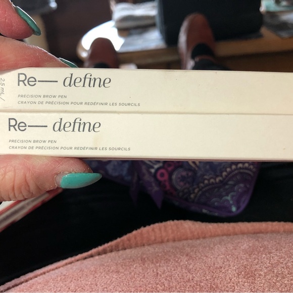 Makeup - Picture 5 of 6